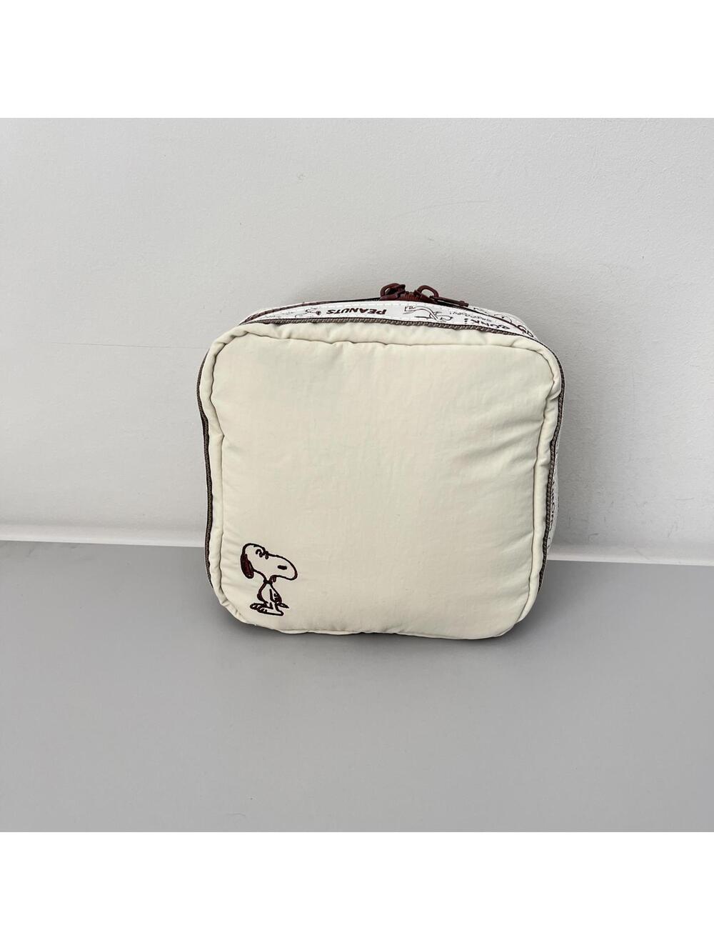Peanuts Character Snoopy Padded Eco Cosmetic Bag Runner Series New